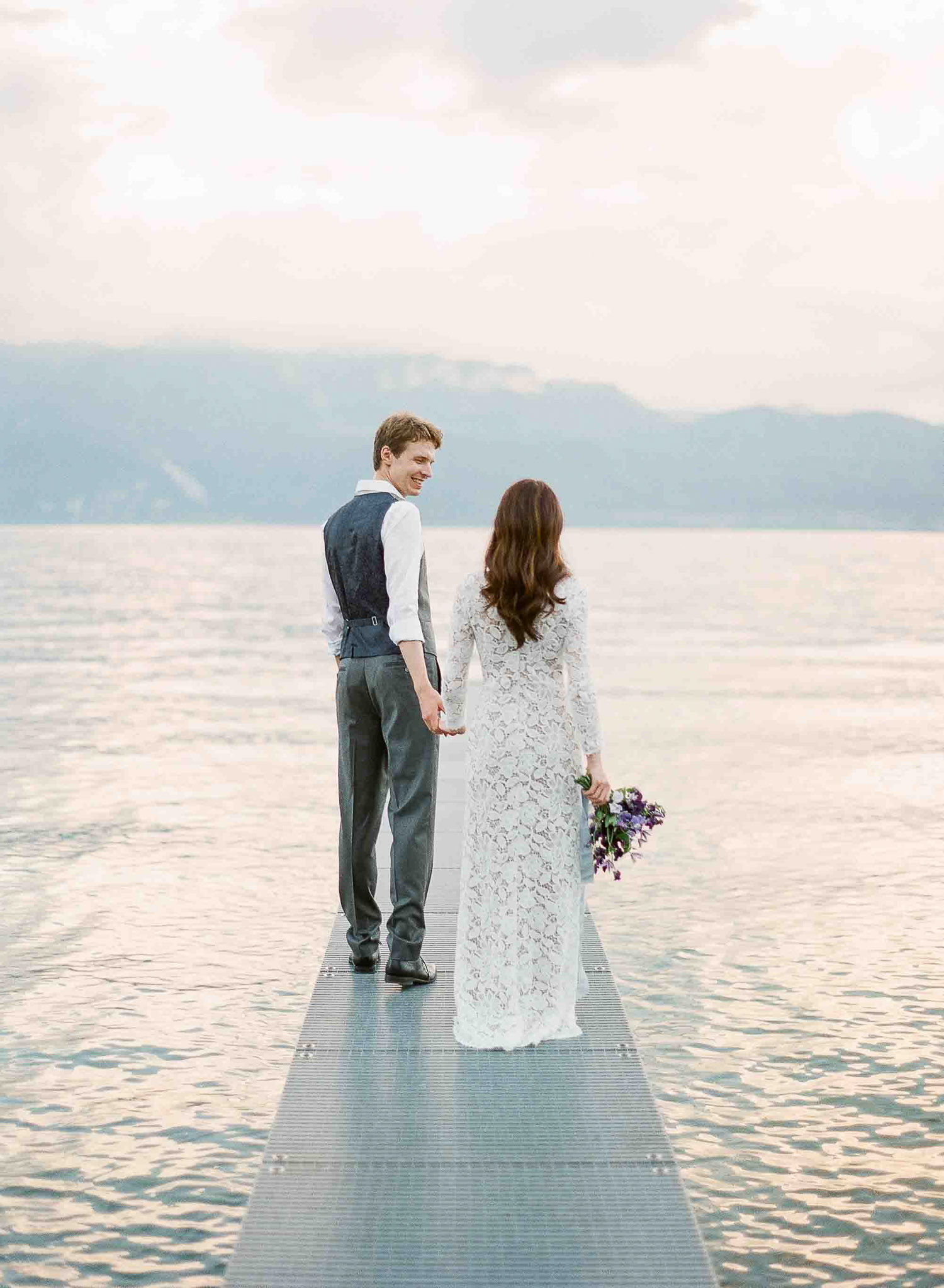 intimate-blush-and-lavender-destination-wedding-Leman-Lake-Veronique-Lorre-refined-floral-and-event-designer-worlwide–48